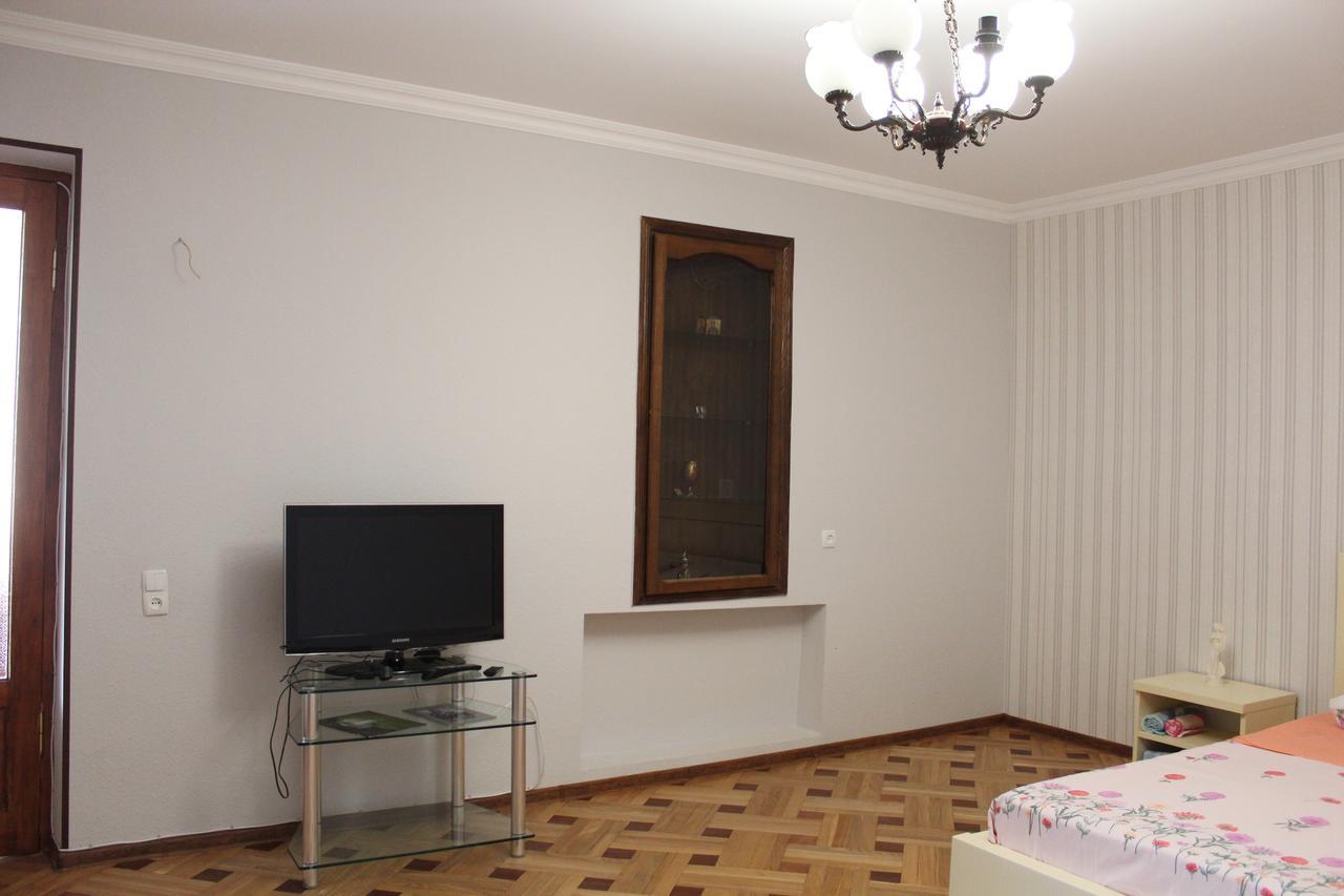 Guest House Stefanos Tbilisi Buitenkant foto