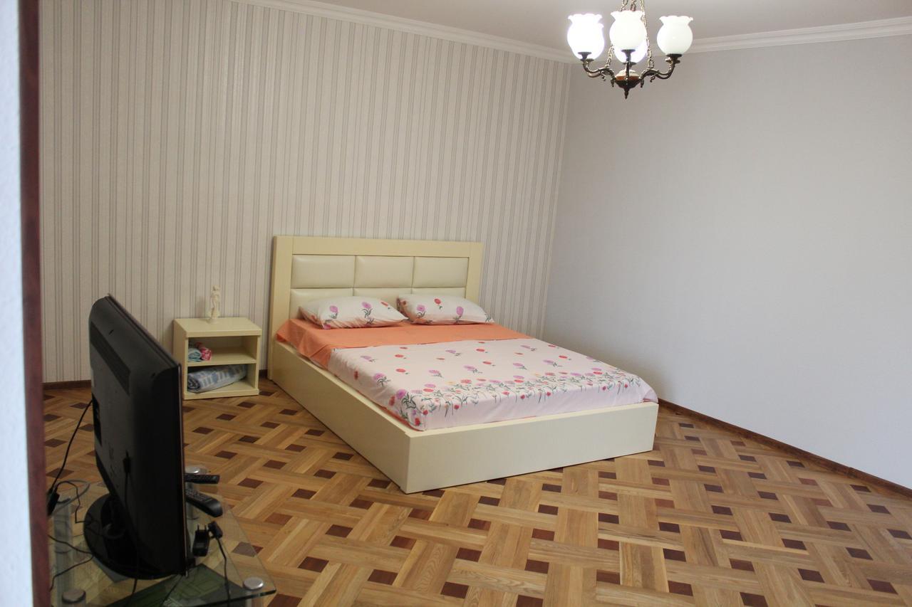 Guest House Stefanos Tbilisi Buitenkant foto