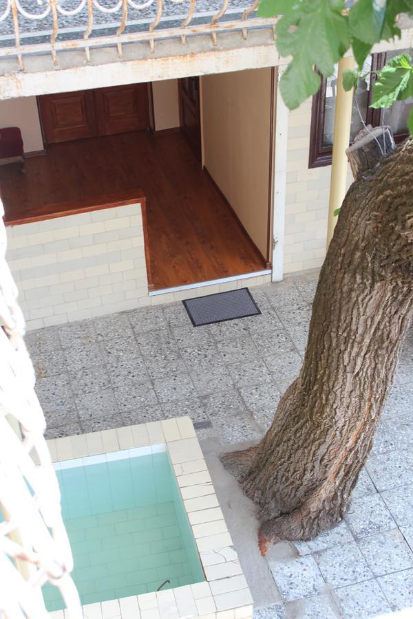 Guest House Stefanos Tbilisi Buitenkant foto