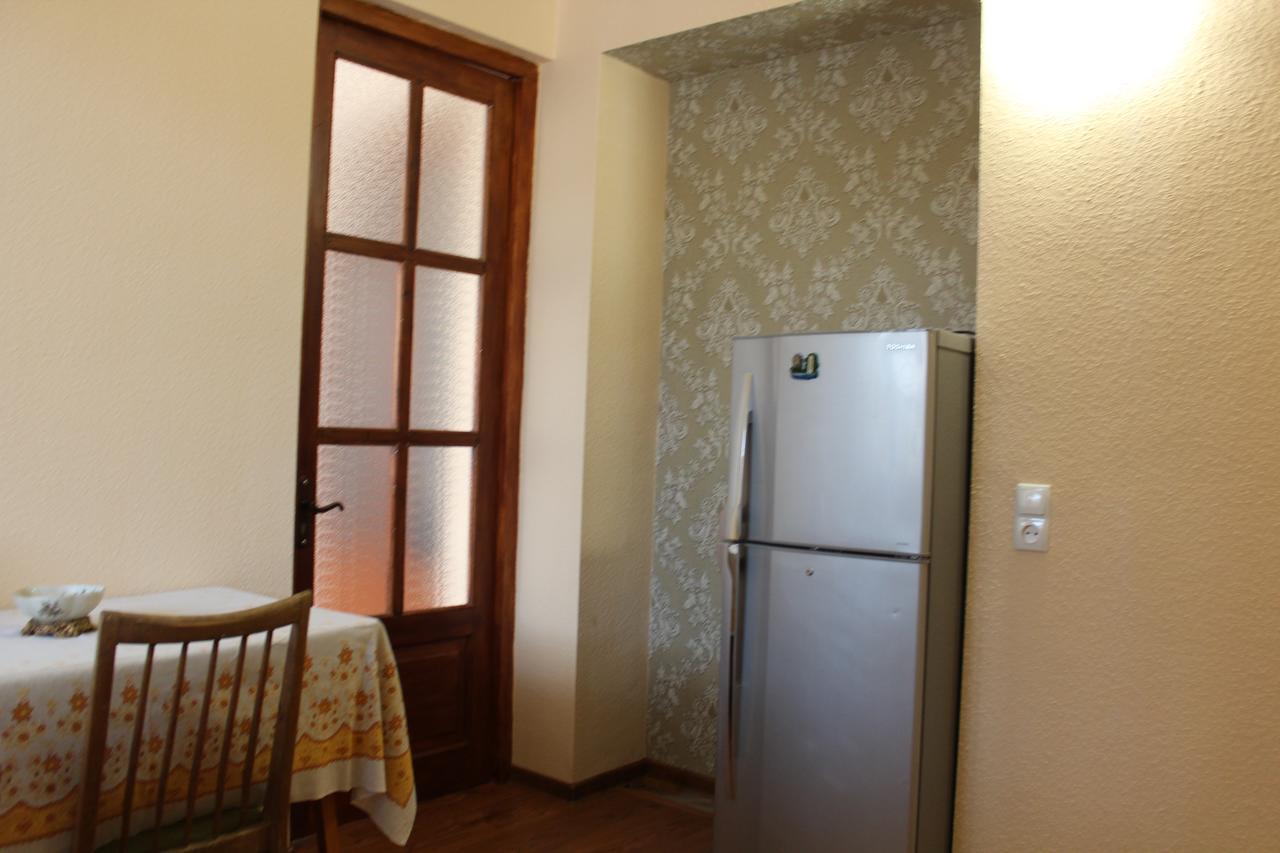 Guest House Stefanos Tbilisi Buitenkant foto